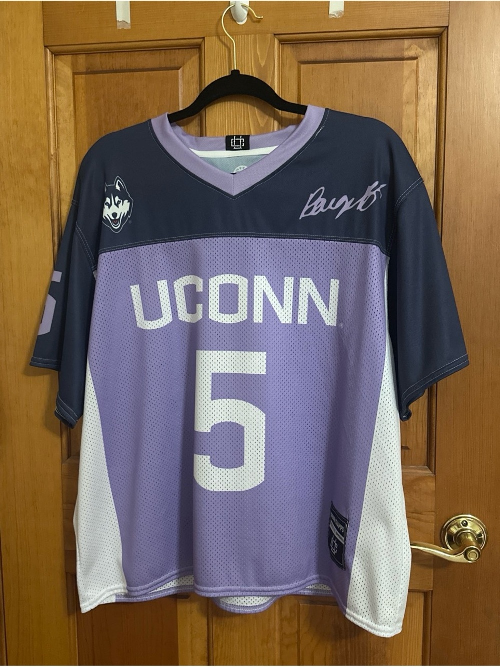 UCONN Huskies Paige Bueckers #5 Throwback V2 Jersey